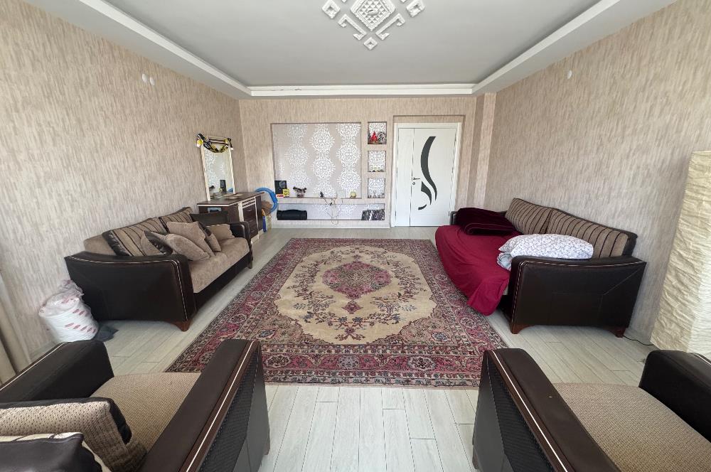 BAHÇELİEVLER’DE KİRALIK 4+1 DAİRE 