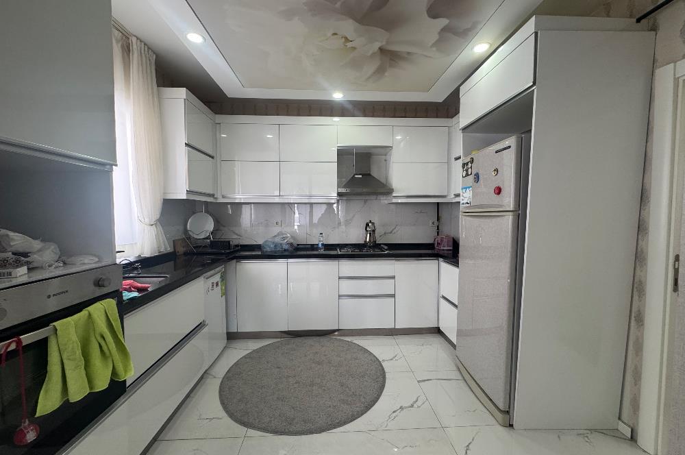 BAHÇELİEVLER’DE KİRALIK 4+1 DAİRE 