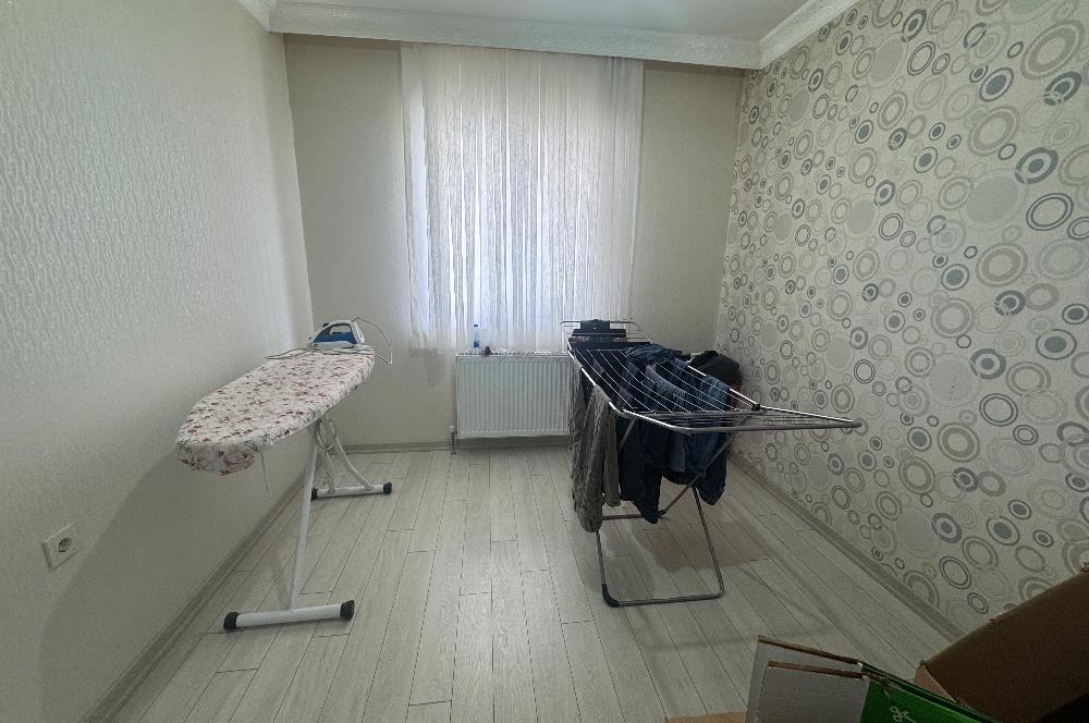 BAHÇELİEVLER’DE KİRALIK 4+1 DAİRE 