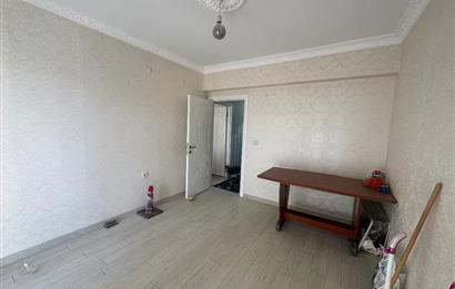 BAHÇELİEVLER’DE KİRALIK 4+1 DAİRE 