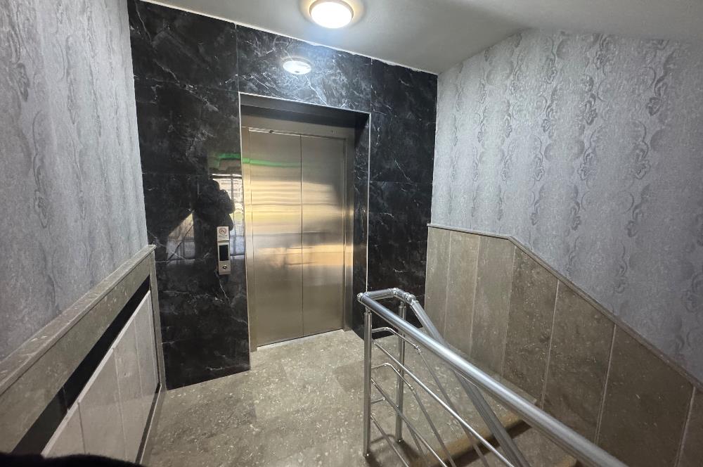 BAHÇELİEVLER’DE KİRALIK 4+1 DAİRE 