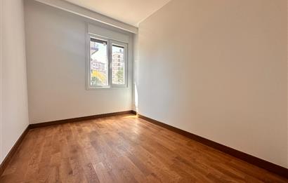 Ethem Efendi Caddesi nde Bağdat Caddesine 150 M de KAÇIRMAYIN !