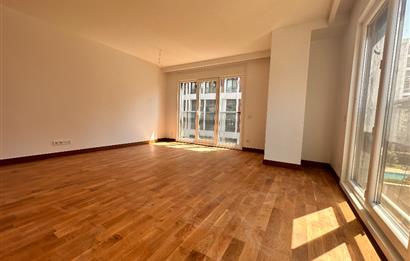 Ethem Efendi Caddesi nde Bağdat Caddesine 150 M de KAÇIRMAYIN !