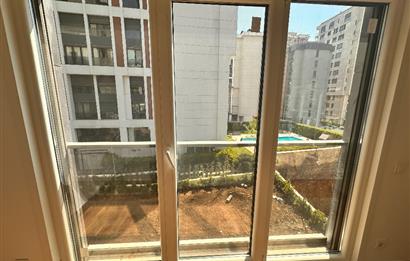 Ethem Efendi Caddesi nde Bağdat Caddesine 150 M de KAÇIRMAYIN !