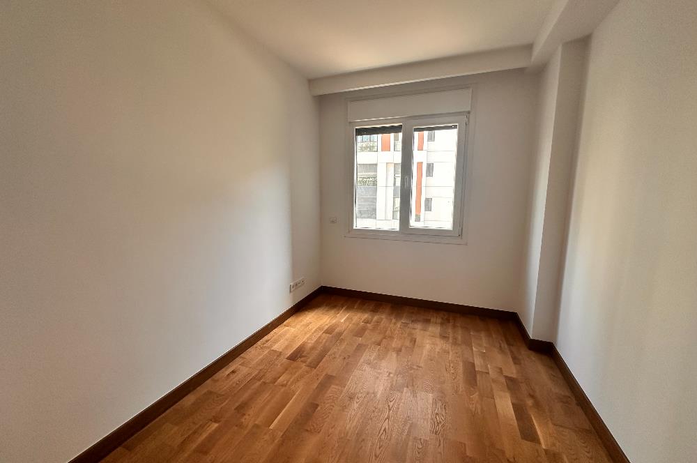 Ethem Efendi Caddesi nde Bağdat Caddesine 150 M de KAÇIRMAYIN !