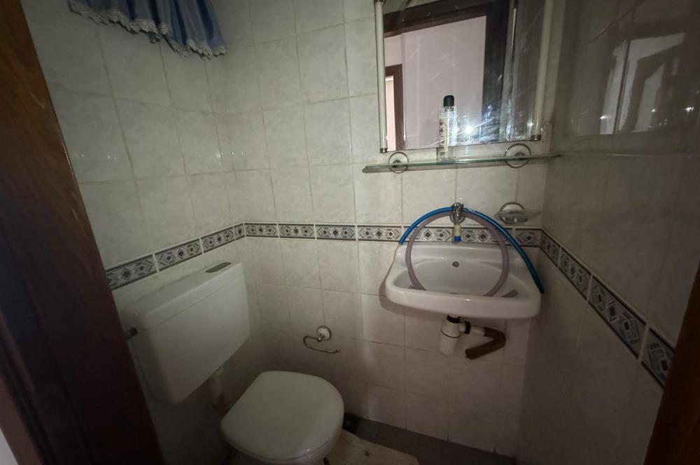 Zuhuratbaba'da Hastane Cepheli 3+1 Kapalı Otoparklı Satılık