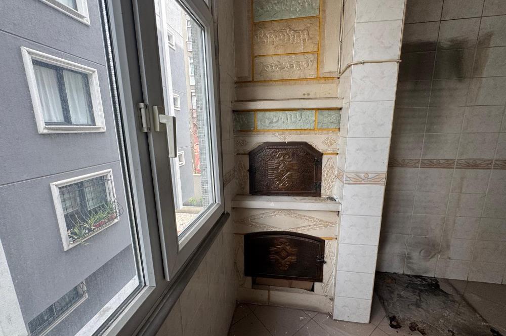 Zuhuratbaba'da Hastane Cepheli 3+1 Kapalı Otoparklı Satılık