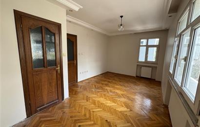 Zuhuratbaba'da Hastane Cepheli 3+1 Kapalı Otoparklı Satılık