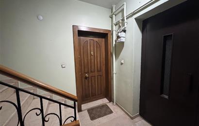 Zuhuratbaba'da Hastane Cepheli 3+1 Kapalı Otoparklı Satılık