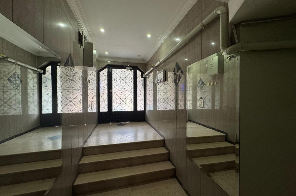 Zuhuratbaba'da Hastane Cepheli 3+1 Kapalı Otoparklı Satılık