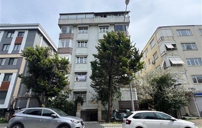 Zuhuratbaba'da Hastane Cepheli 3+1 Kapalı Otoparklı Satılık