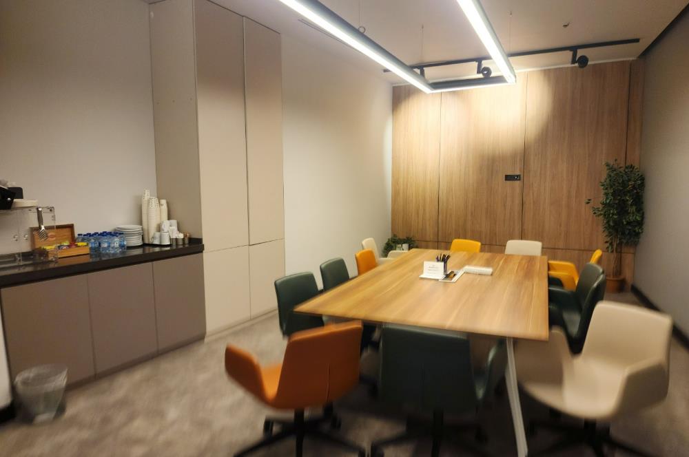 4.LEVENT SAPPHIRE' DE YEPYENİ PRESTİJLİ HAZIR OFİSLER