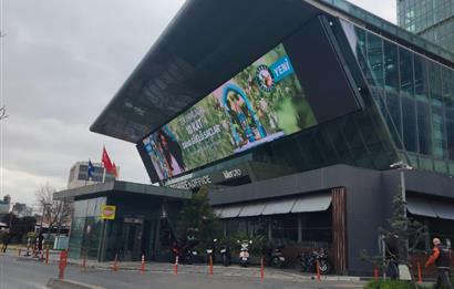 4.LEVENT SAPPHIRE' DE YEPYENİ PRESTİJLİ HAZIR OFİSLER