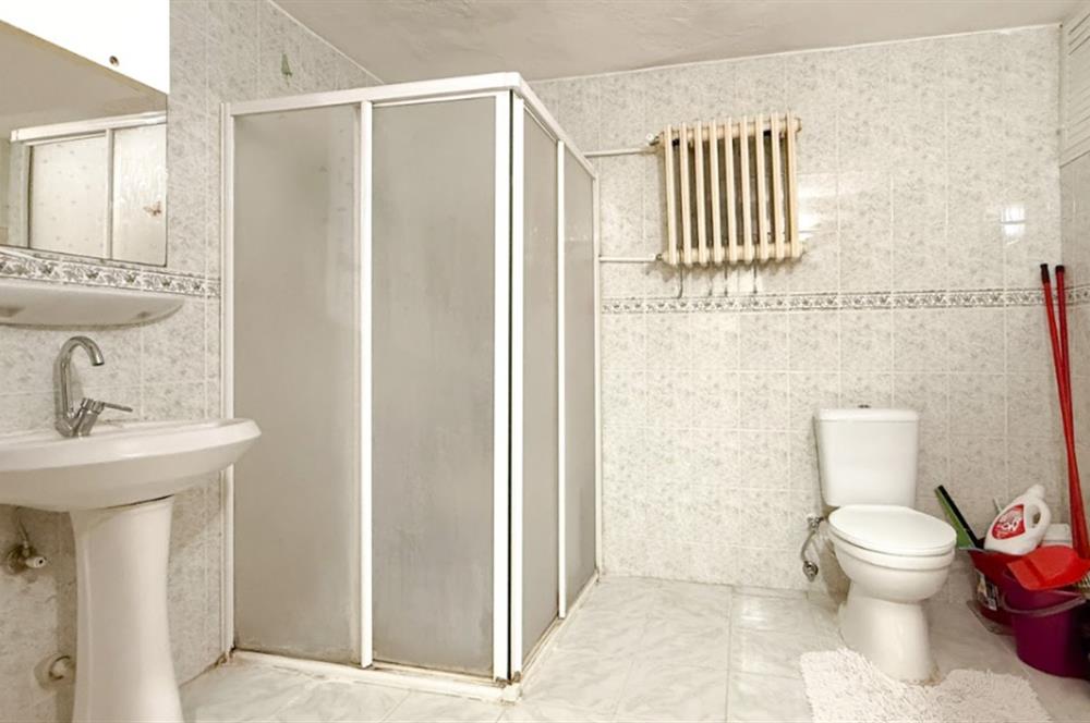 C21 BAL'DAN PAŞAALANI MH.ÇENGEL CADDE YANI 3+1 DAİRE