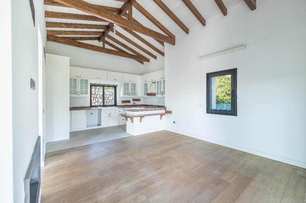 Bodrum Ortakent Merkez Tek Kat Müstakil Havuzlu Villa