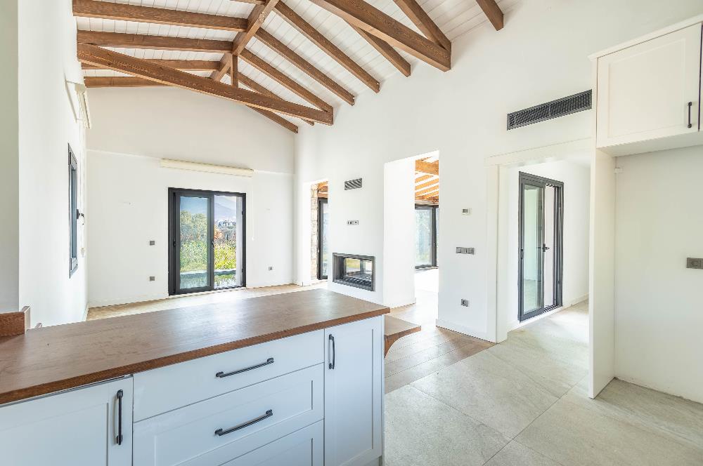 Bodrum Ortakent Merkez Tek Kat Müstakil Havuzlu Villa