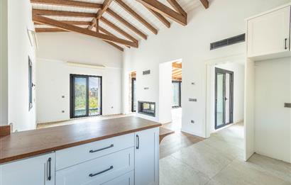 Bodrum Ortakent Merkez Tek Kat Müstakil Havuzlu Villa