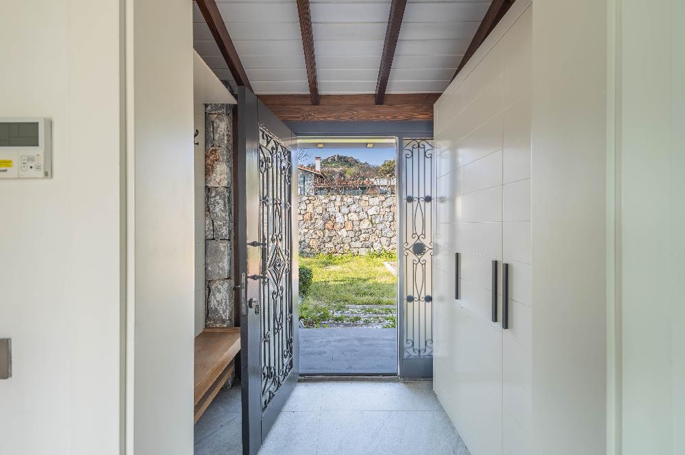 Bodrum Ortakent Merkez Tek Kat Müstakil Havuzlu Villa