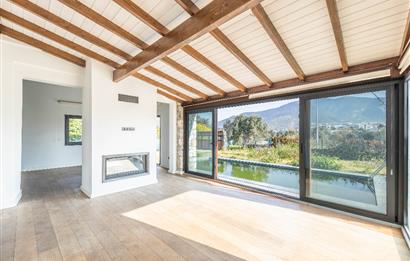 Bodrum Ortakent Merkez Tek Kat Müstakil Havuzlu Villa