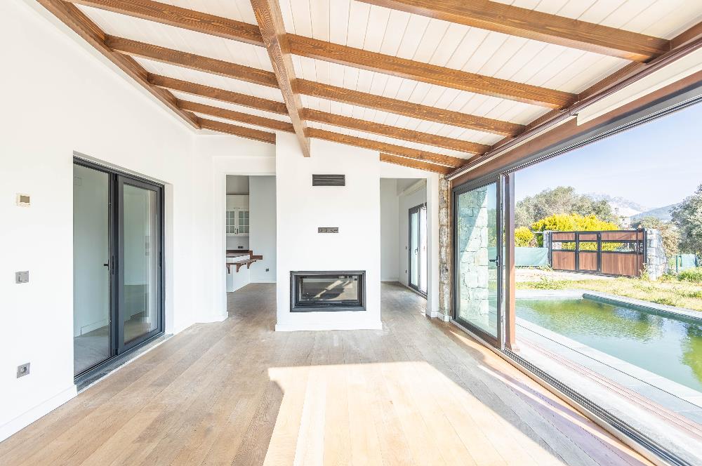 Bodrum Ortakent Merkez Tek Kat Müstakil Havuzlu Villa