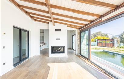 Bodrum Ortakent Merkez Tek Kat Müstakil Havuzlu Villa
