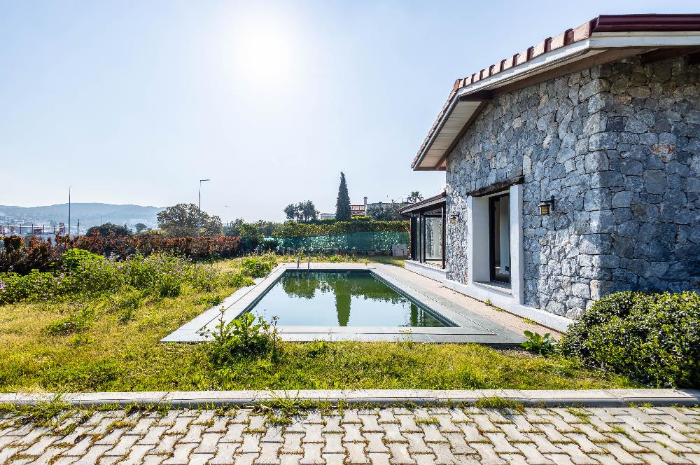 Bodrum Ortakent Merkez Tek Kat Müstakil Havuzlu Villa