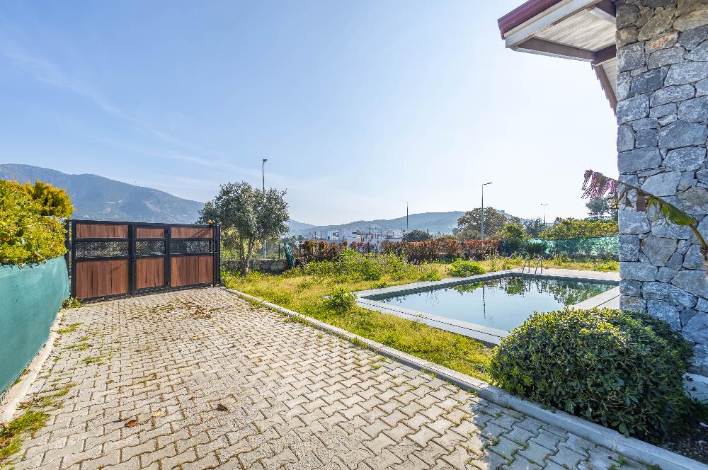 Bodrum Ortakent Merkez Tek Kat Müstakil Havuzlu Villa