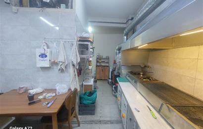 Karşıyaka Girne Caddesi Paralelinde Devren Kiralık Dükkan