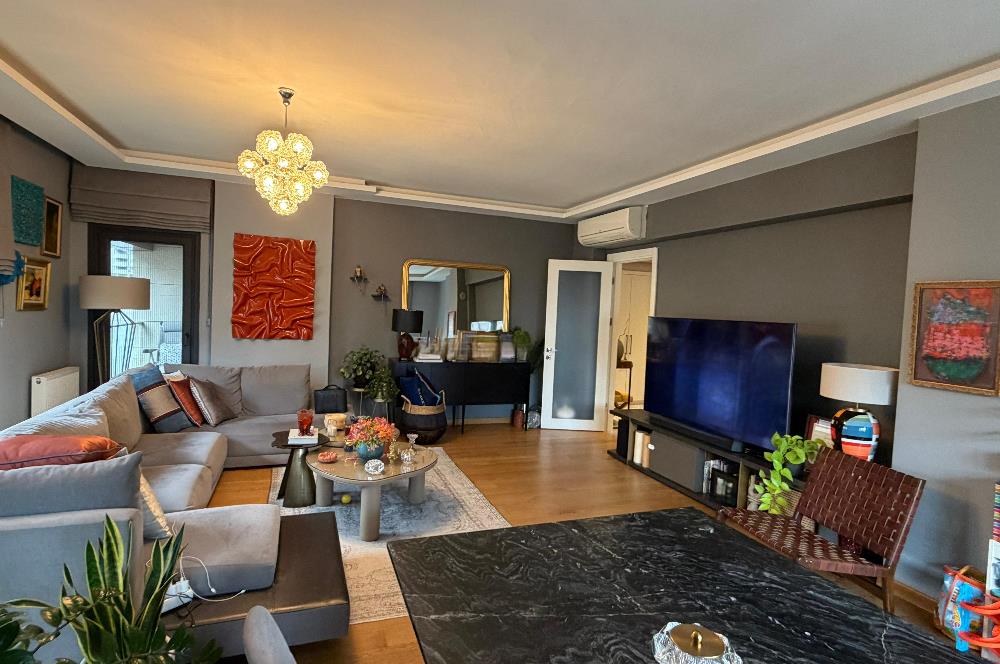 SUADİYE BAĞDAT CADDESİ VE SAHİLE ÇOK YAKIN SATILIK 3+1 DAİRE