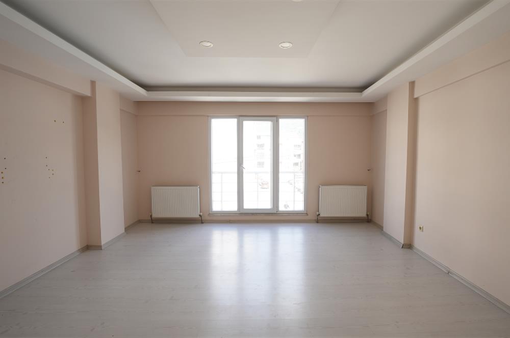 C21 Cius; Perşembe Pazarı Civarında 2+1 Ara Kat Kiralık Daire