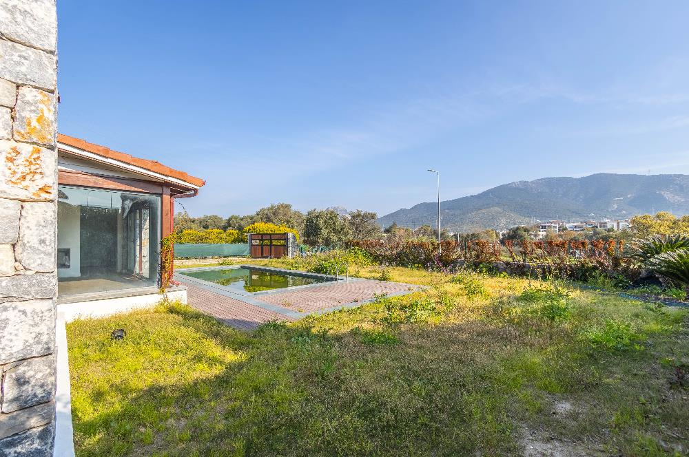 Bodrum Ortakent Merkez Tek Kat Müstakil Havuzlu Villa