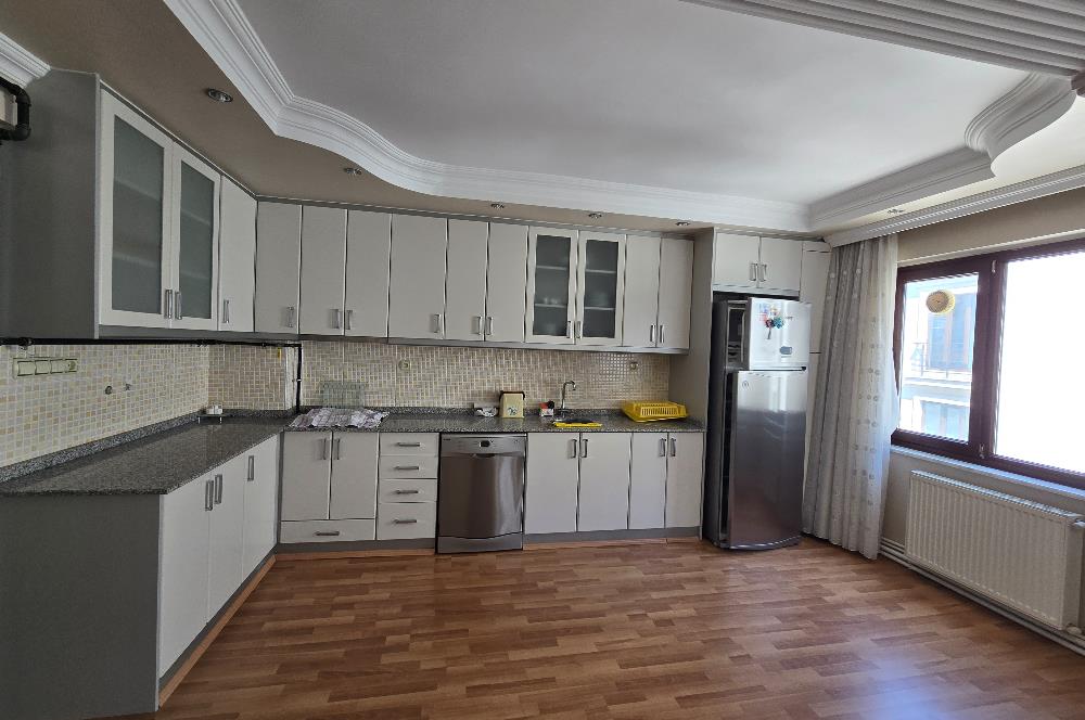 Gerzele Servergazi'de Şehir ve Doğa Manzaralı Ara Kat 3+1 Daire