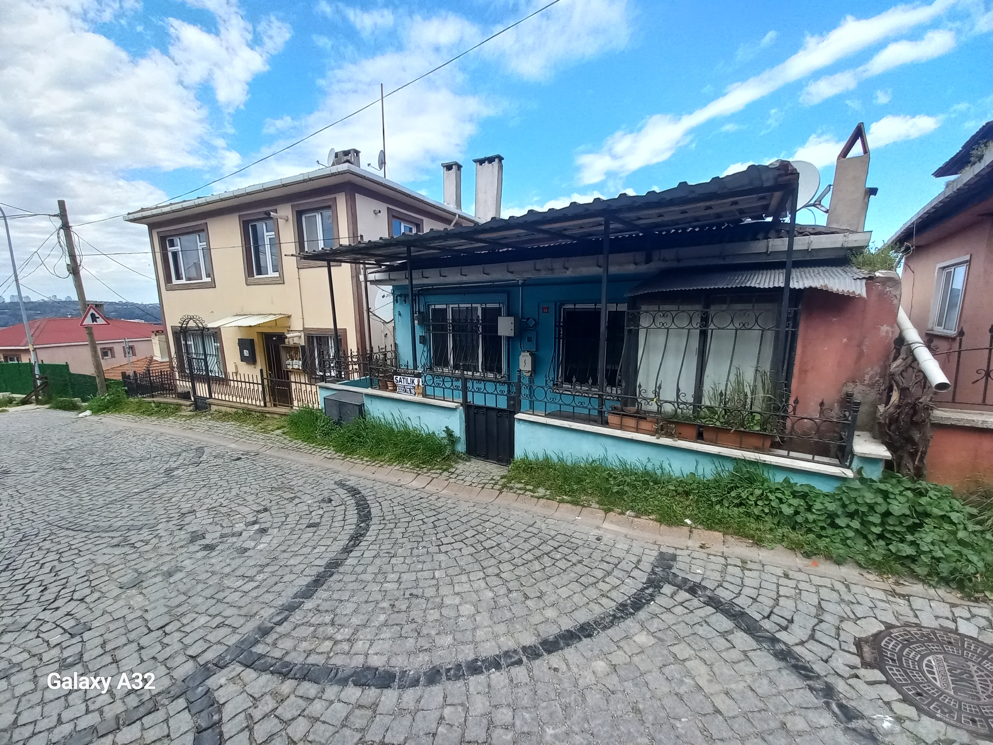 BEYKOZ YALIKOY BHARAT YOKUSUNDA 3 KATLI BINA