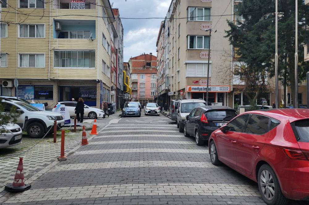 C21 BAL DAN ALTIEYLÜL MAH. DE 2+1 SATILIK DAİRE