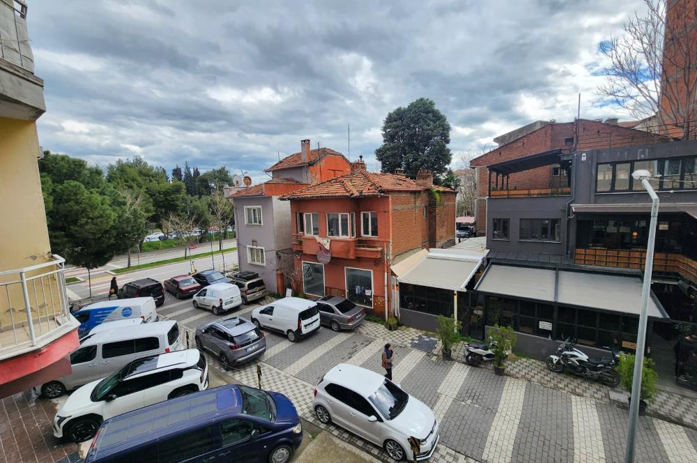 C21 BAL DAN ALTIEYLÜL MAH. DE 2+1 SATILIK DAİRE