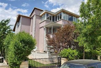 GÖLBAŞI MARTIKÖY SİTESİNDE 4,5+1 SATILIK VİLLA - 2 - 33331