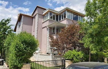 GÖLBAŞI MARTIKÖY SİTESİNDE 4,5+1 SATILIK VİLLA