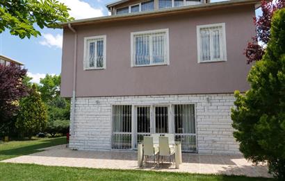 GÖLBAŞI MARTIKÖY SİTESİNDE 4,5+1 SATILIK VİLLA