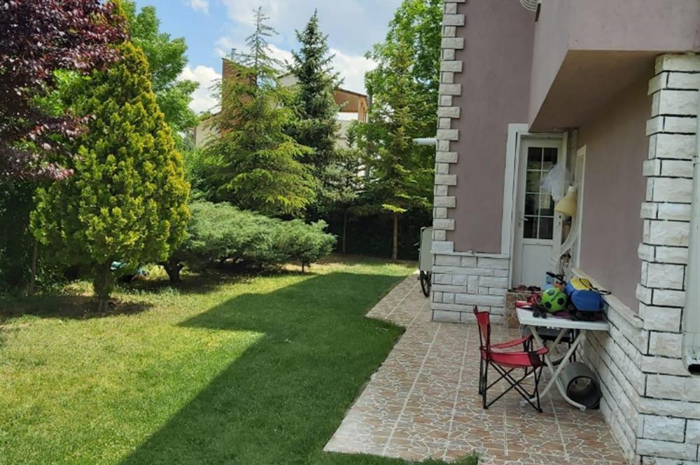 GÖLBAŞI MARTIKÖY SİTESİNDE 4,5+1 SATILIK VİLLA