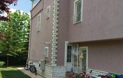 GÖLBAŞI MARTIKÖY SİTESİNDE 4,5+1 SATILIK VİLLA