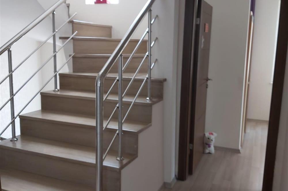 GÖLBAŞI MARTIKÖY SİTESİNDE 4,5+1 SATILIK VİLLA