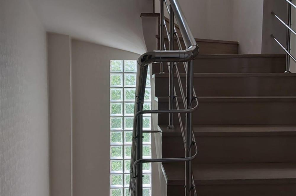 GÖLBAŞI MARTIKÖY SİTESİNDE 4,5+1 SATILIK VİLLA