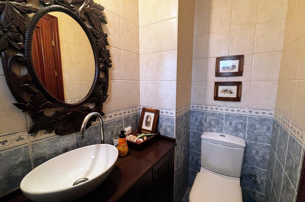 Kurtköy Seçkinev Konakları'nda Satılık 5+1 Lüks Villa