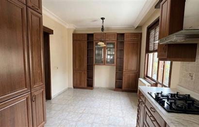 Kurtköy Seçkinev Konakları'nda Satılık 5+1 Lüks Villa