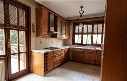 Kurtköy Seçkinev Konakları'nda Satılık 5+1 Lüks Villa