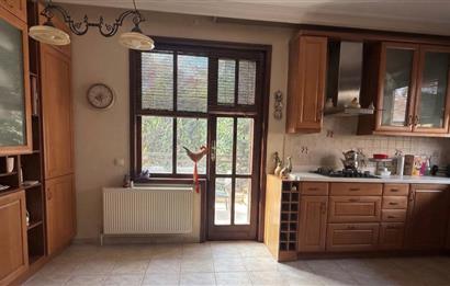 Kurtköy Seçkinev Konakları'nda Satılık 5+1 Lüks Villa