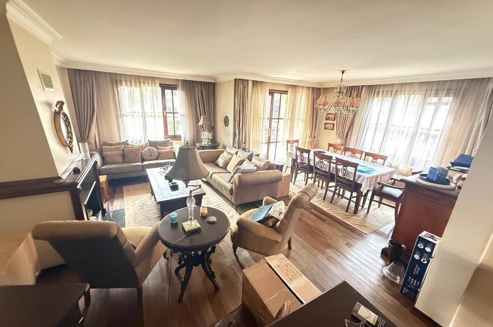 Kurtköy Seçkinev Konakları'nda Satılık 5+1 Lüks Villa