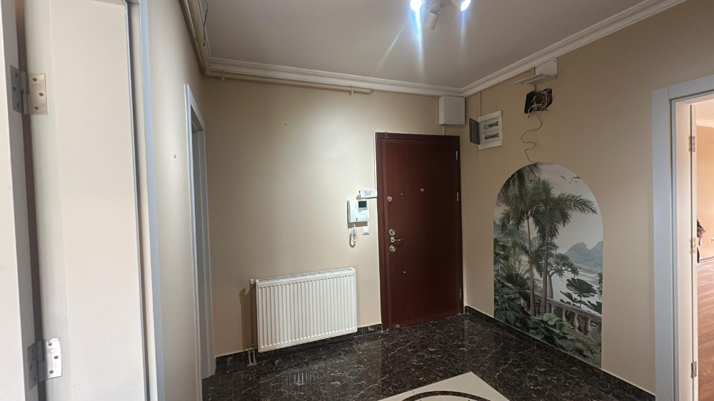 ZEKERİYAKÖY SİTE İÇİNDE ÖZEL BAHÇELİ DUBLEKS 5+1 KİRALIK DAİRE