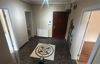 ZEKERİYAKÖY SİTE İÇİNDE ÖZEL BAHÇELİ DUBLEKS 5+1 KİRALIK DAİRE