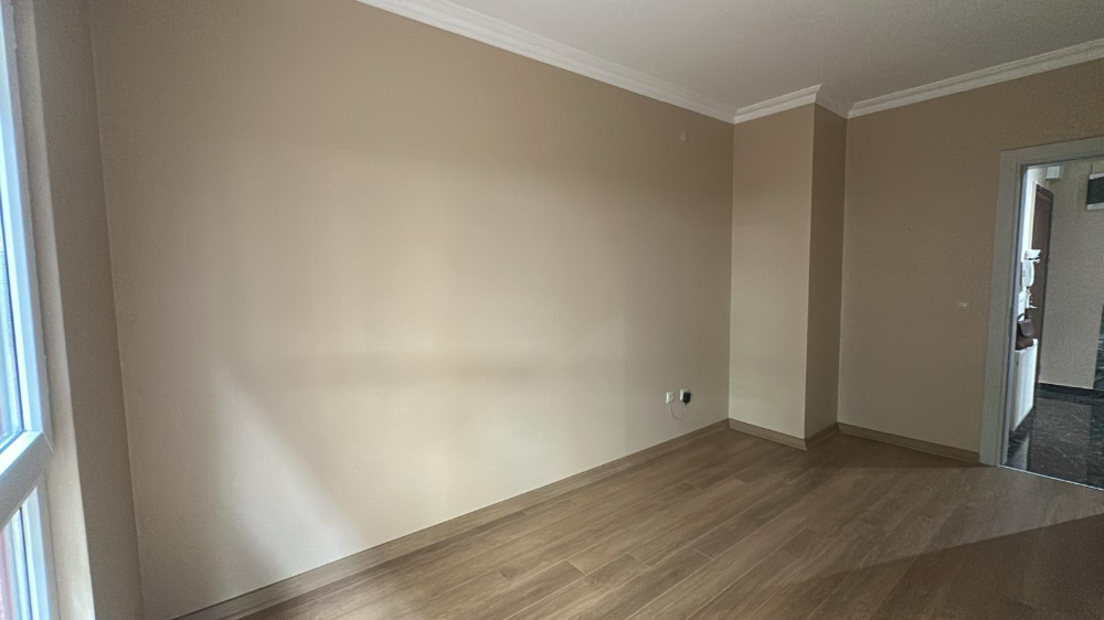 ZEKERİYAKÖY SİTE İÇİNDE ÖZEL BAHÇELİ DUBLEKS 5+1 KİRALIK DAİRE